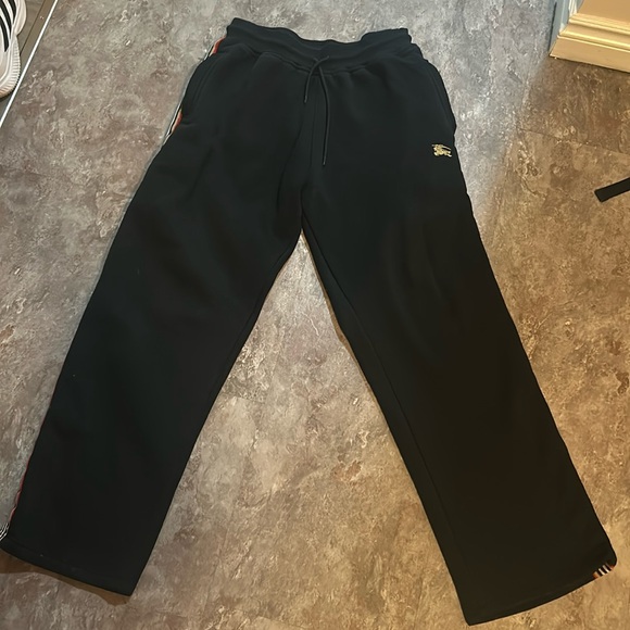 Burberry sweatpants - Picture 1 of 5